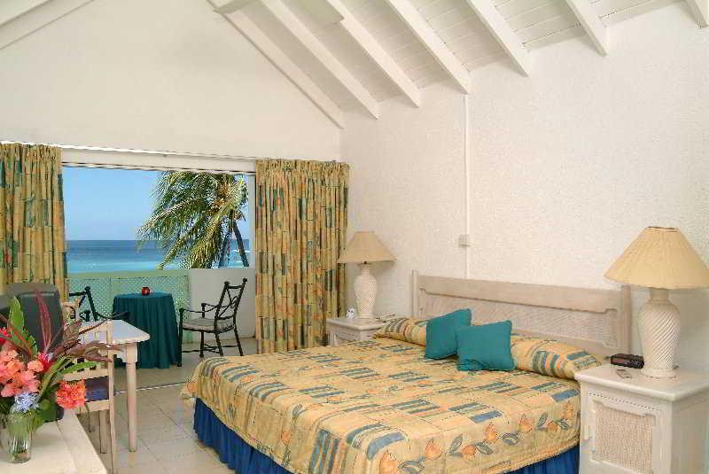 Tropical Sunset Apart-hotel Saint James